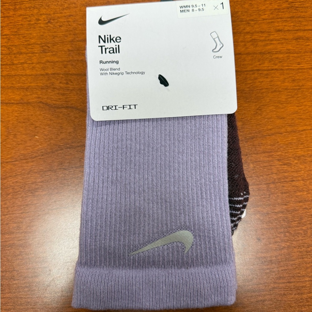 Nike Trail Unisex Lavender Crew Socks Women’s 9.5-11 Men’s 8-9.5